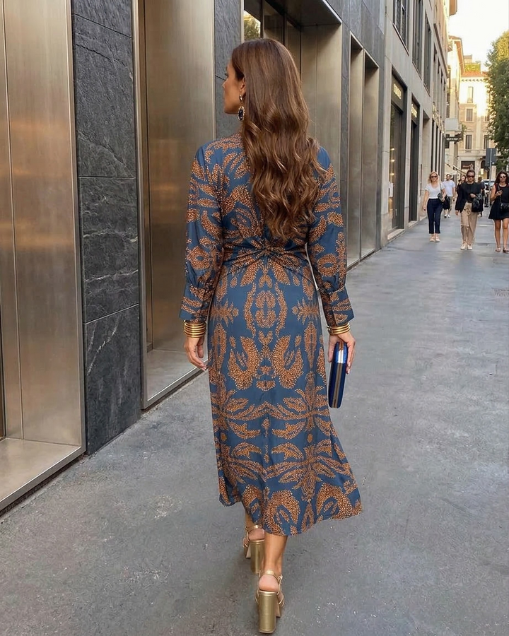 Isadora | Elegantní Midi Šaty s Uměleckým Vzorem a Uzlem v Pase